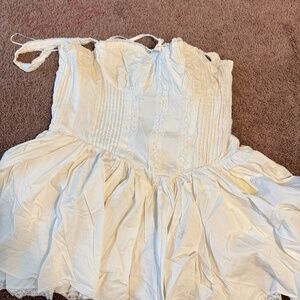 Vintage-Inspired Cream Corset Dress – Size M 🤍